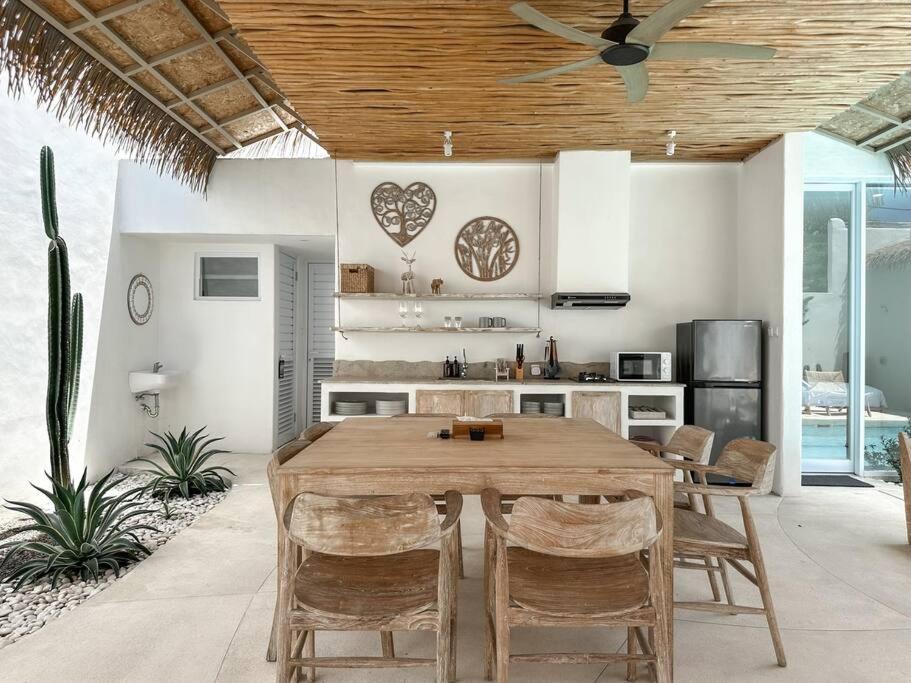 Fresh Tropical Boni 3br/privatepool&wifi Uluwatu (Bali)